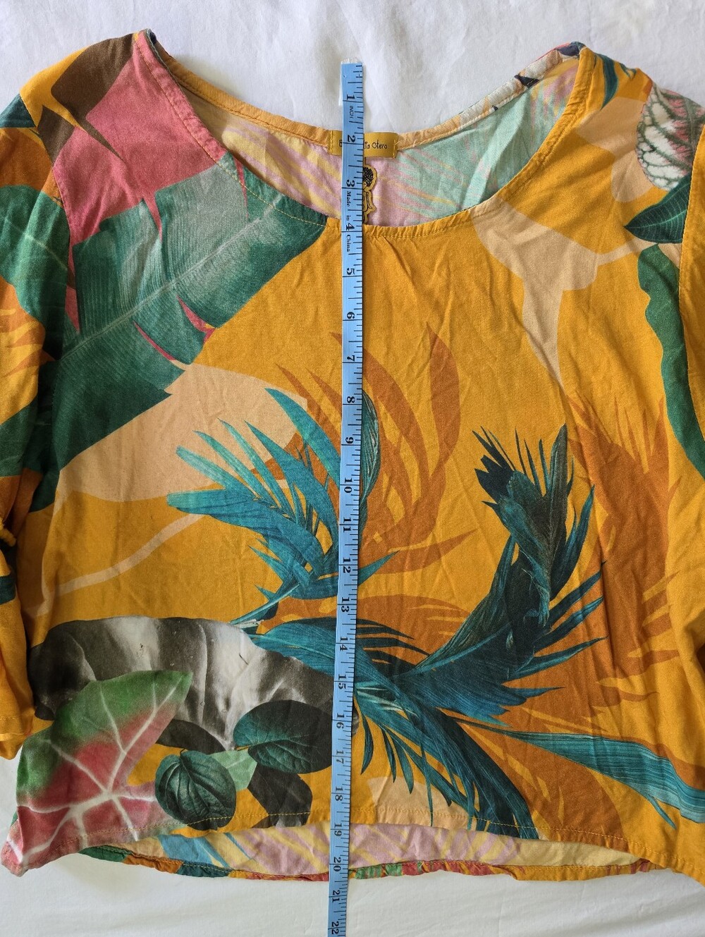 By Nathalia Otero Colombia Tropical Print Pom Pom Flutter Sleeve Crop Boho Sz M - Picture 3 of 6